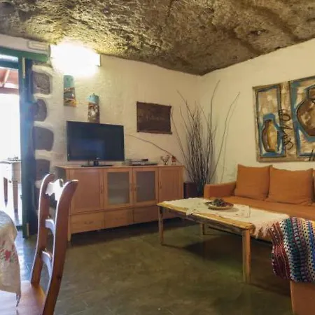 Holiday home Holiday Cueva Rural El Caidero